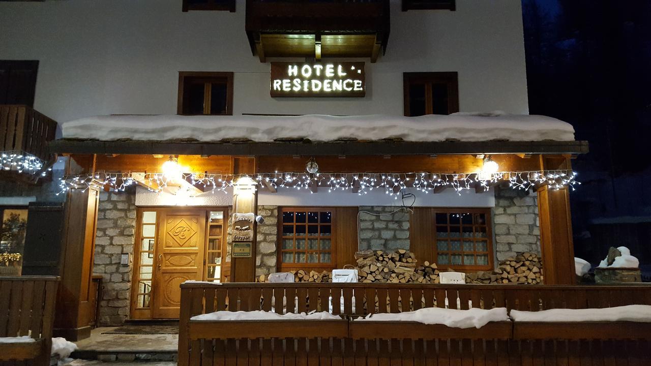 بيريوِل تْشيرفينيا Residence Castelli المظهر الخارجي الصورة