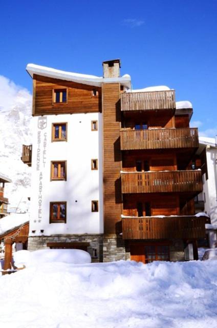 بيريوِل تْشيرفينيا Residence Castelli المظهر الخارجي الصورة