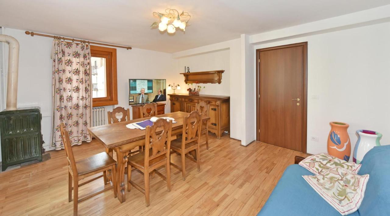بيريوِل تْشيرفينيا Residence Castelli المظهر الخارجي الصورة